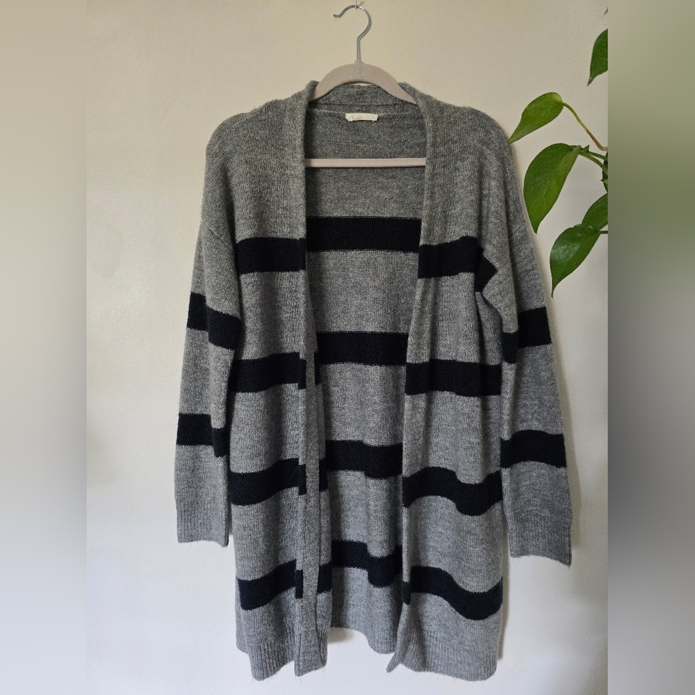 Sophie Rue Size Large Womens Soft Gray Navy Blue Striped Long Cardigan Sweater